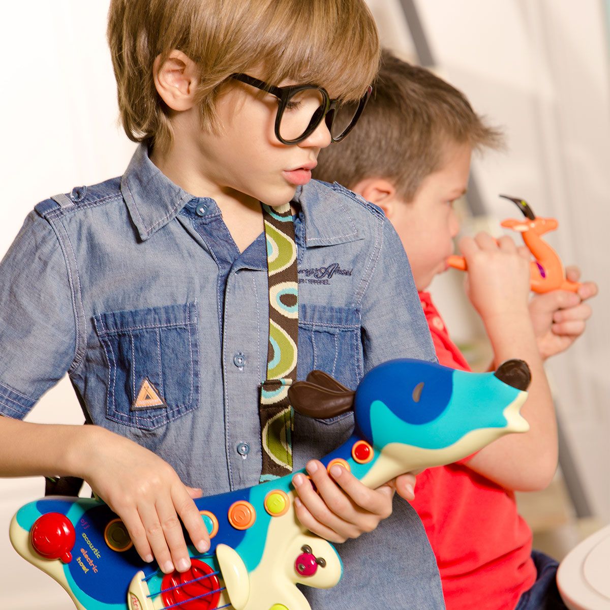 Woofer Toy Guitar